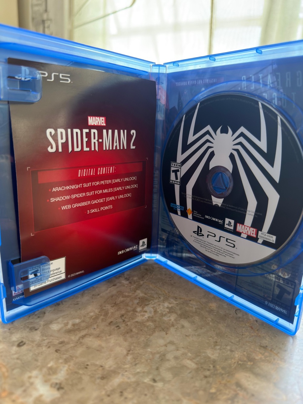 Sony PS5 Spider-Man 2 Launch Edition - Red & Blue Cover - Picture 2 of 3